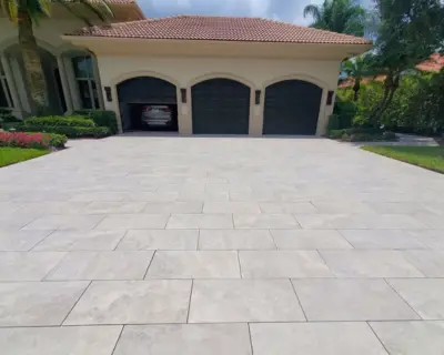 Unique pavers design in Palm Beach County